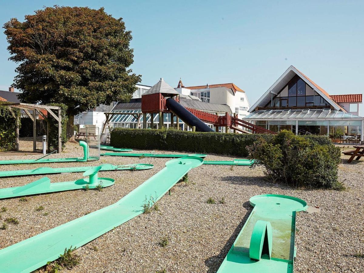 6 Person Holiday Home On A Holiday Park In Hejls Экстерьер фото